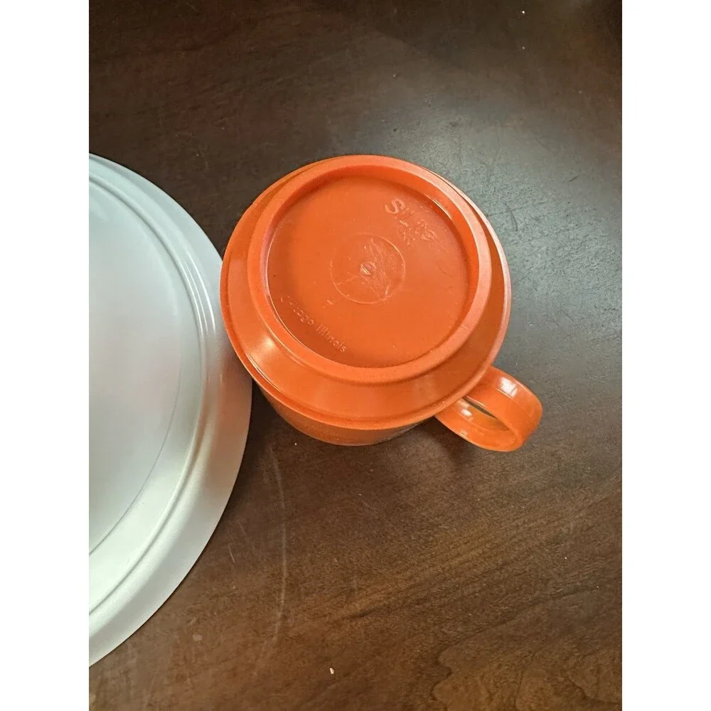 Vintage Peter Rabbit SiLite Inc Melamine bunny Kids Plate bowl Mug Set Cottage